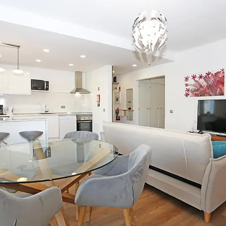 Appartement B61 - Carnation Sun In