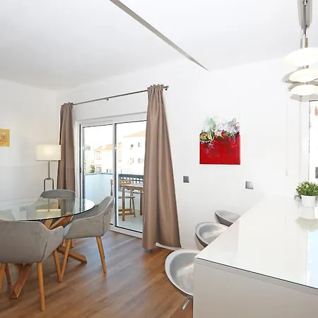 Apartman B61 - Carnation Sun In